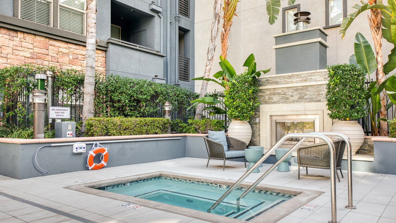 Photo of Outdoor in Encino