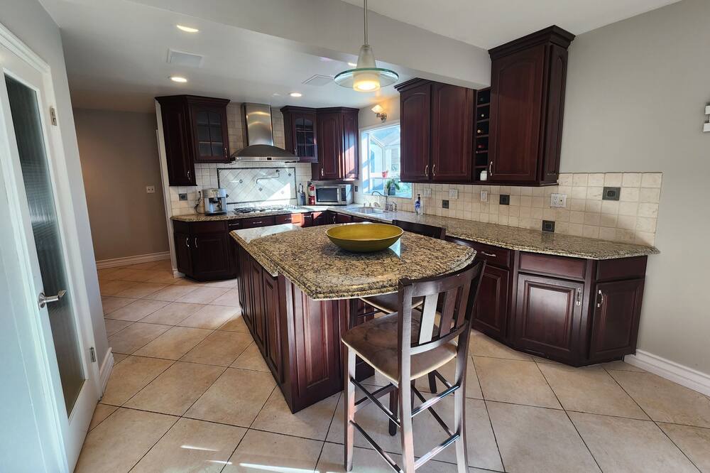 Photo of Kitchen in Harbor