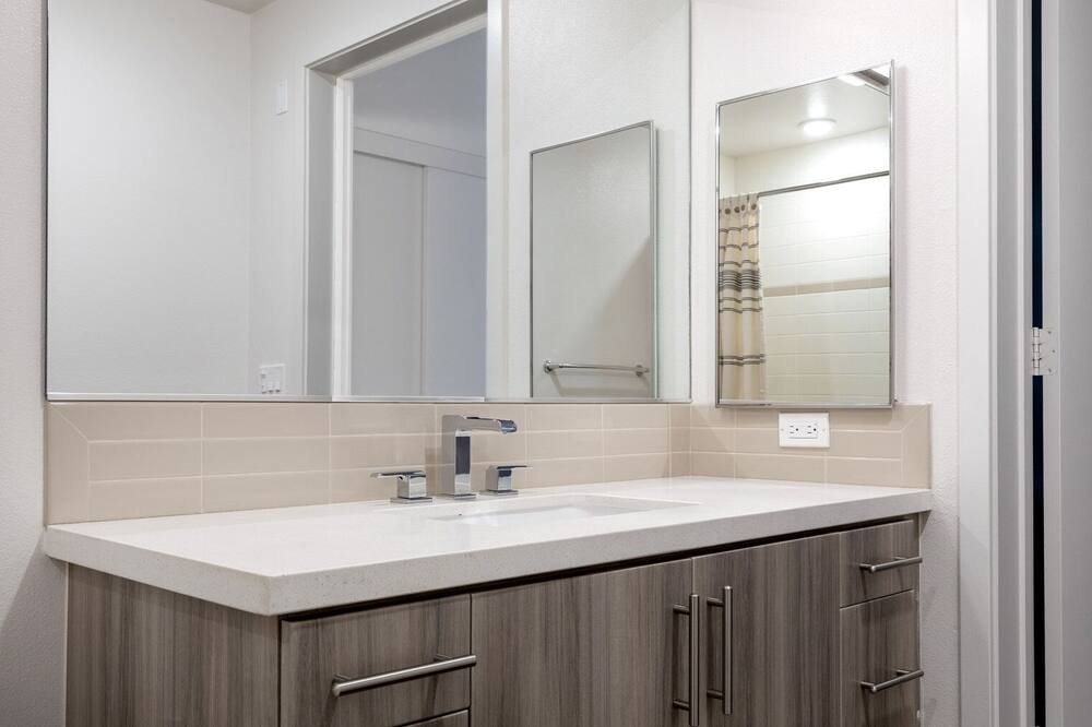 Photo of Bathroom in Palms
