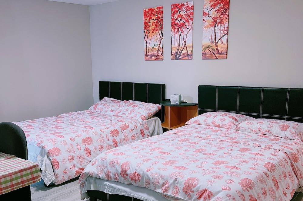 Photo of Bedroom in Rowland Heights
