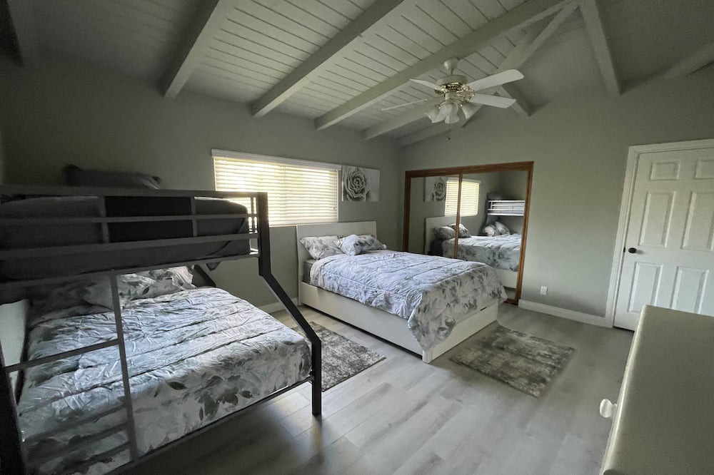 Photo of Bedroom in La Puente