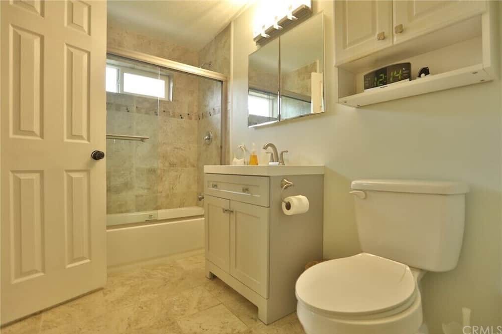 Photo of Bathroom in La Puente