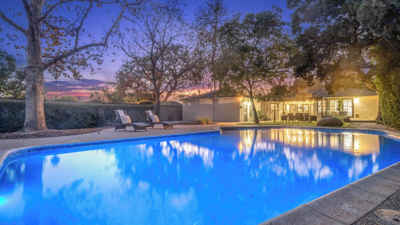 Photo of Outdoor in Northridge