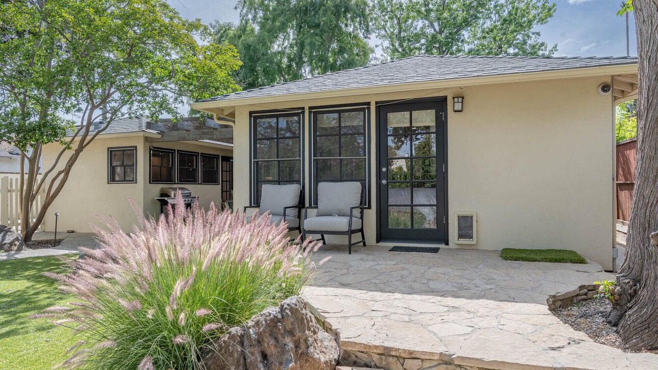 Photo of Outdoor in Northridge