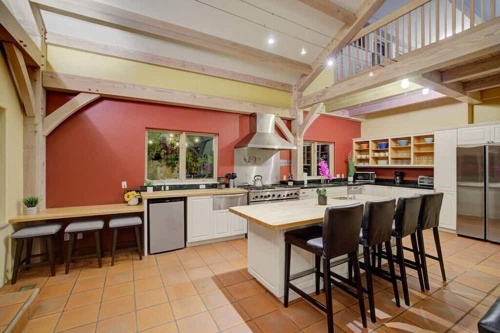 Photo of Kitchen in Sleepy Hollow