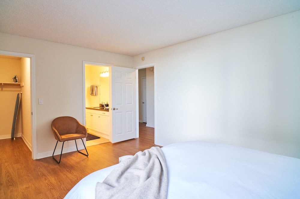 Photo of Bedroom in Marina Peninsula