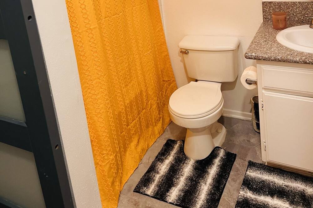 Photo of Bathroom in Moreno Valley