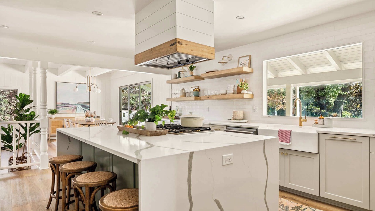 Photo of Kitchen in Lake Arrowhead