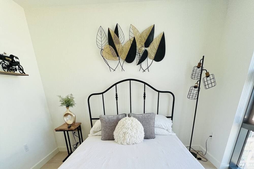 Photo of Bedroom in Atwater Village