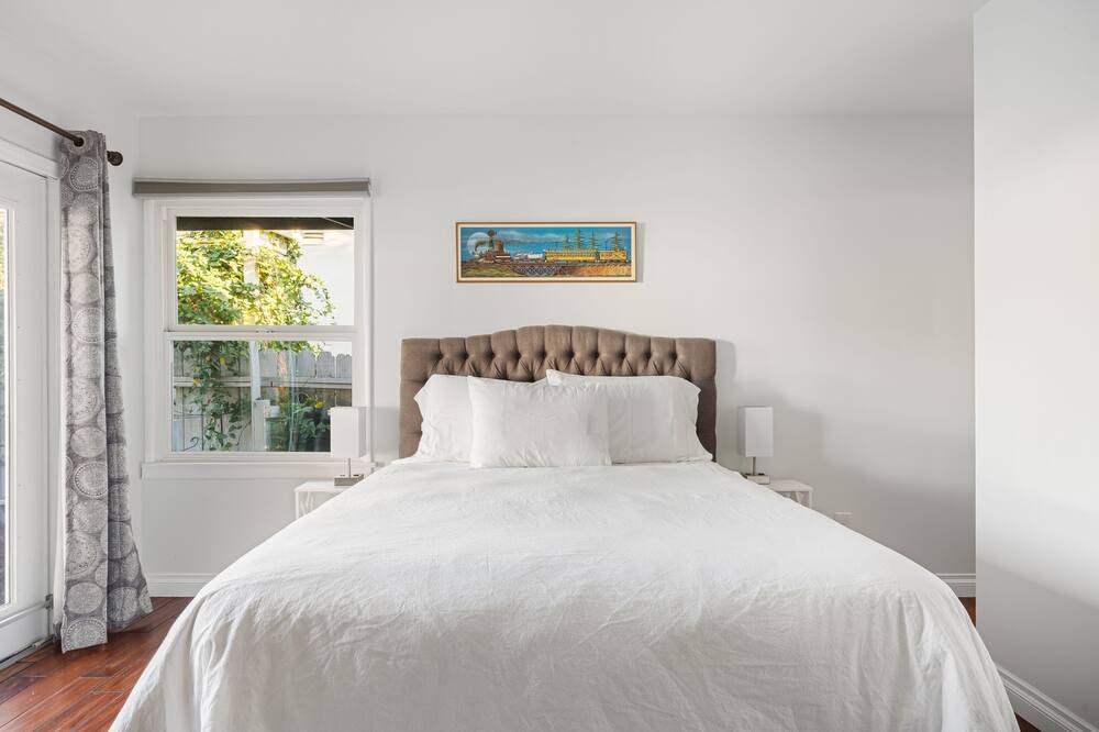 Photo of Bedroom in North Tustin