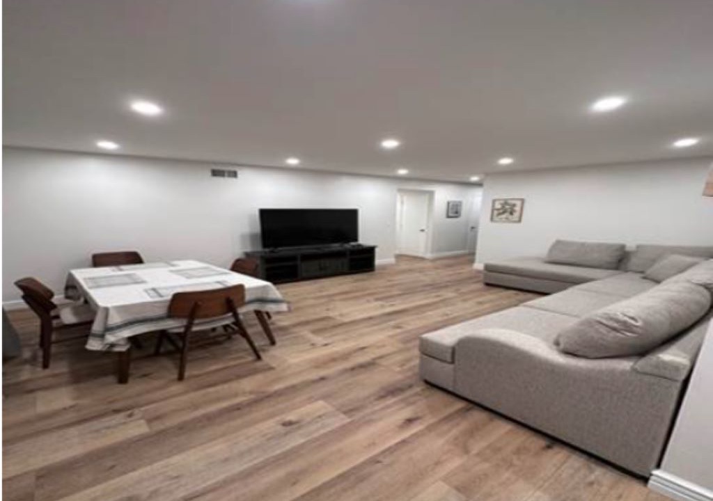 Photo of Livingroom in Simi Valley