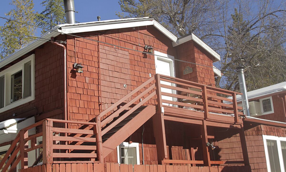 Photo of Bedroom in Idyllwild