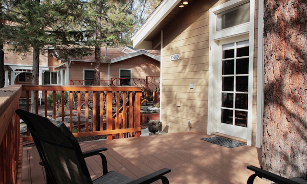 Photo of Bedroom in Idyllwild