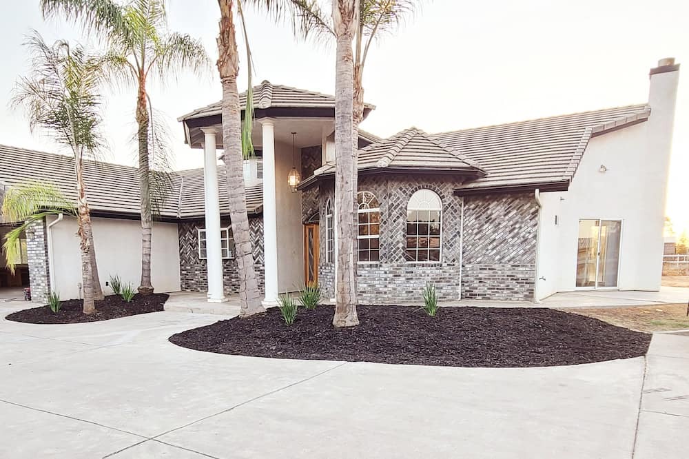 Photo of Outdoor in Porterville