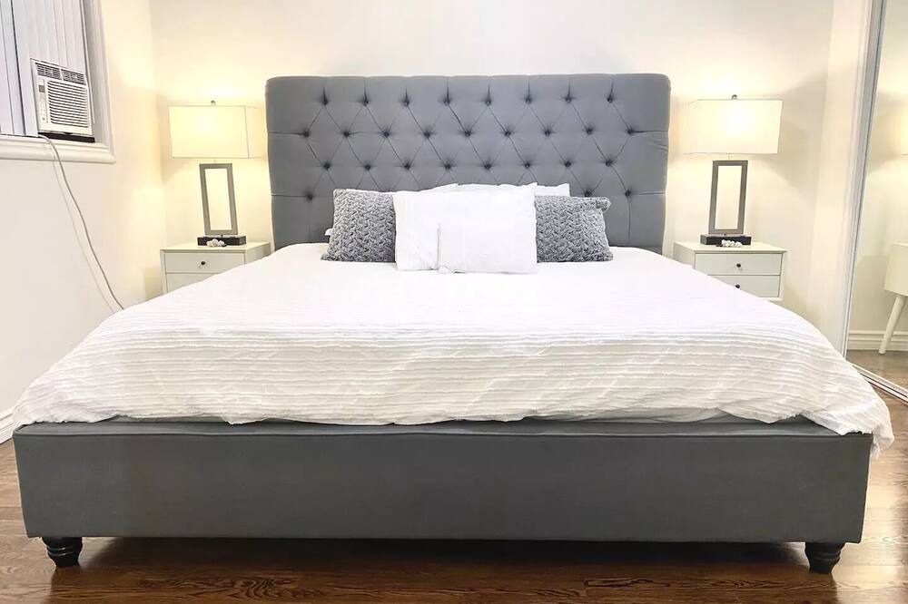 Photo of Bedroom in Glendale