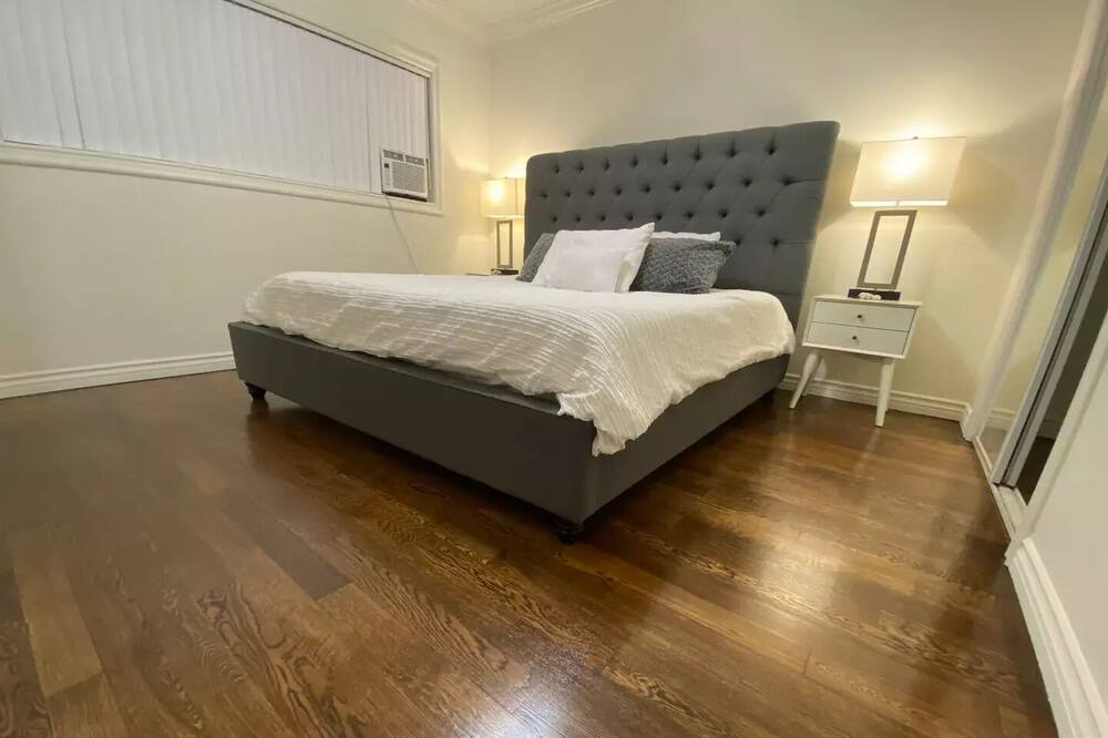 Photo of Bedroom in Glendale
