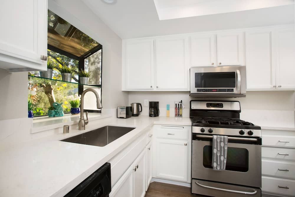 Photo of Kitchen in Agoura Hills