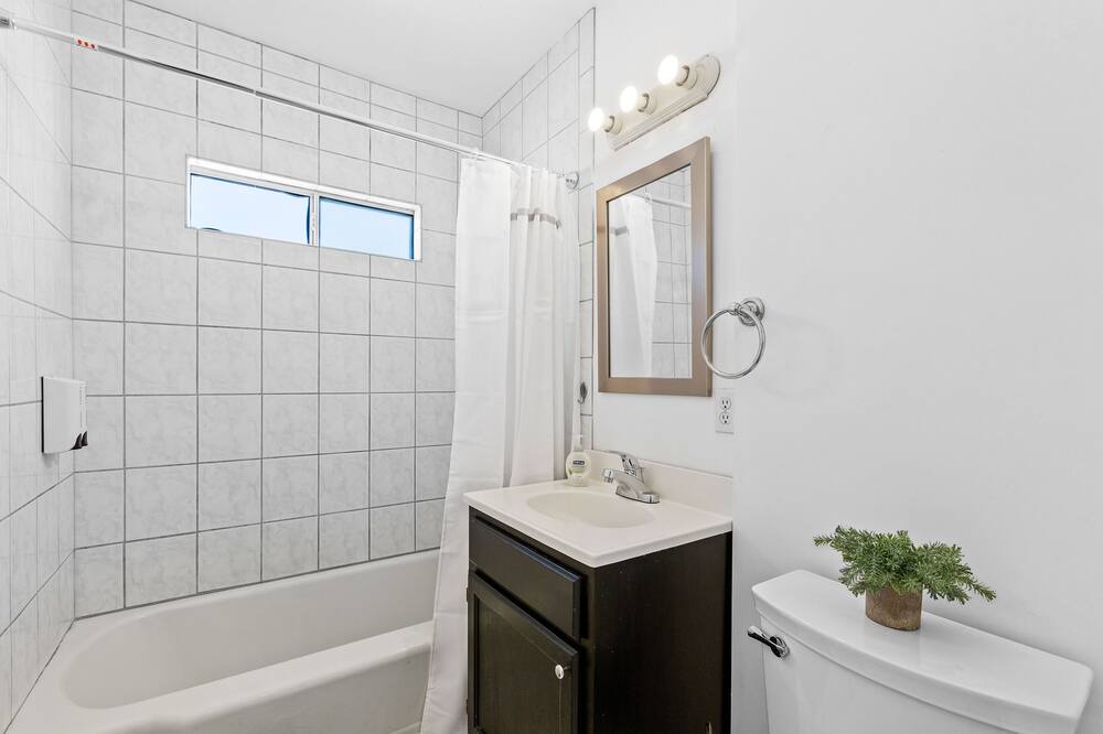 Photo of Bathroom in Walnut Valley