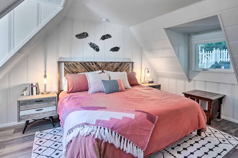 Photo of Bedroom in Arrowhead Villas