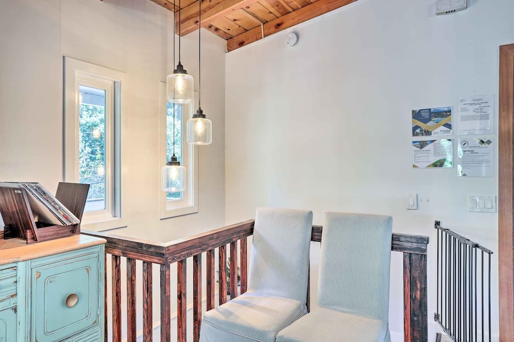 Photo of Bedroom in Arrowhead Villas