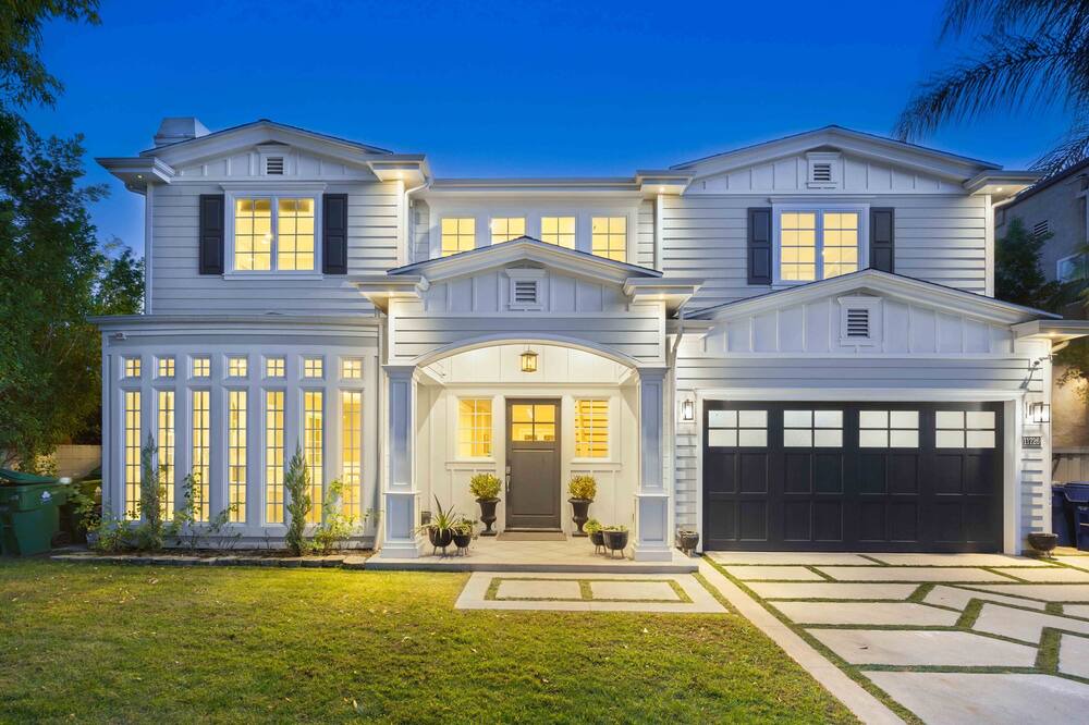 Photo of Outdoor in Valley Village