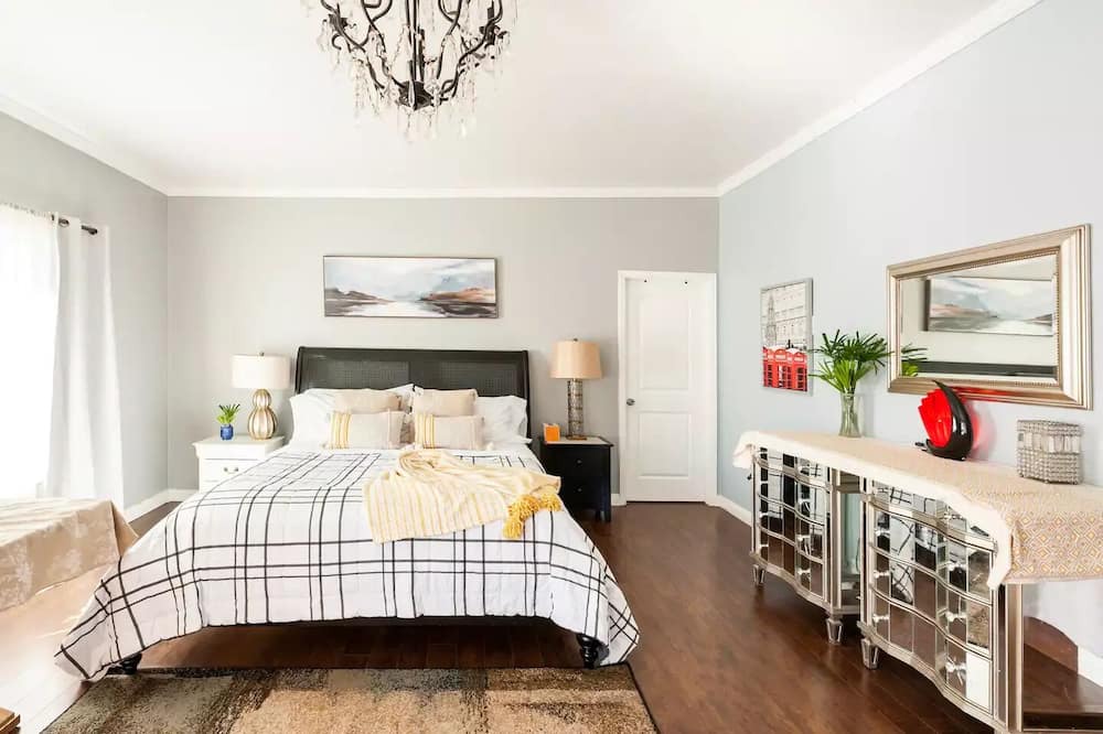 Photo of Bedroom in Duarte