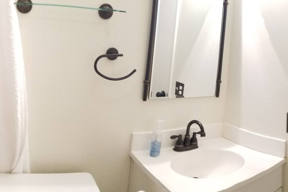 Photo of Bathroom in Yorba Linda