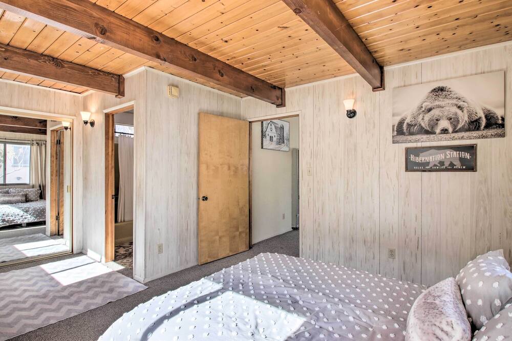 Photo of Bedroom in Frazier Park