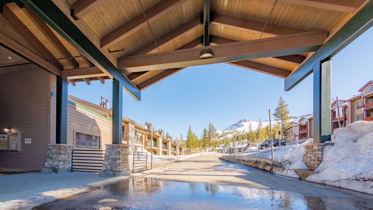 Photo of Outdoor in Kirkwood