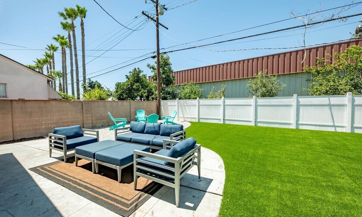 Photo of Outdoor in Bellflower