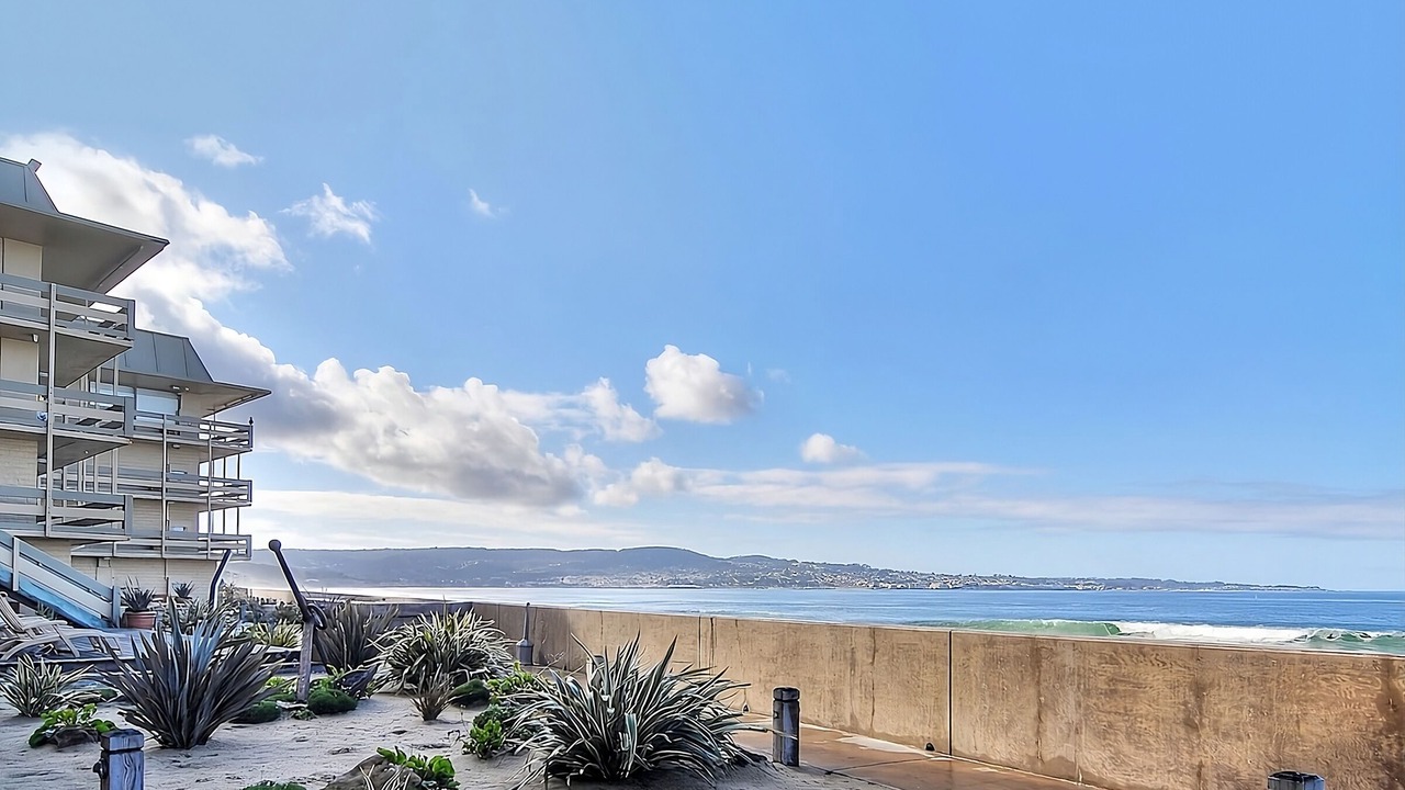 Photo of Outdoor in Monterey