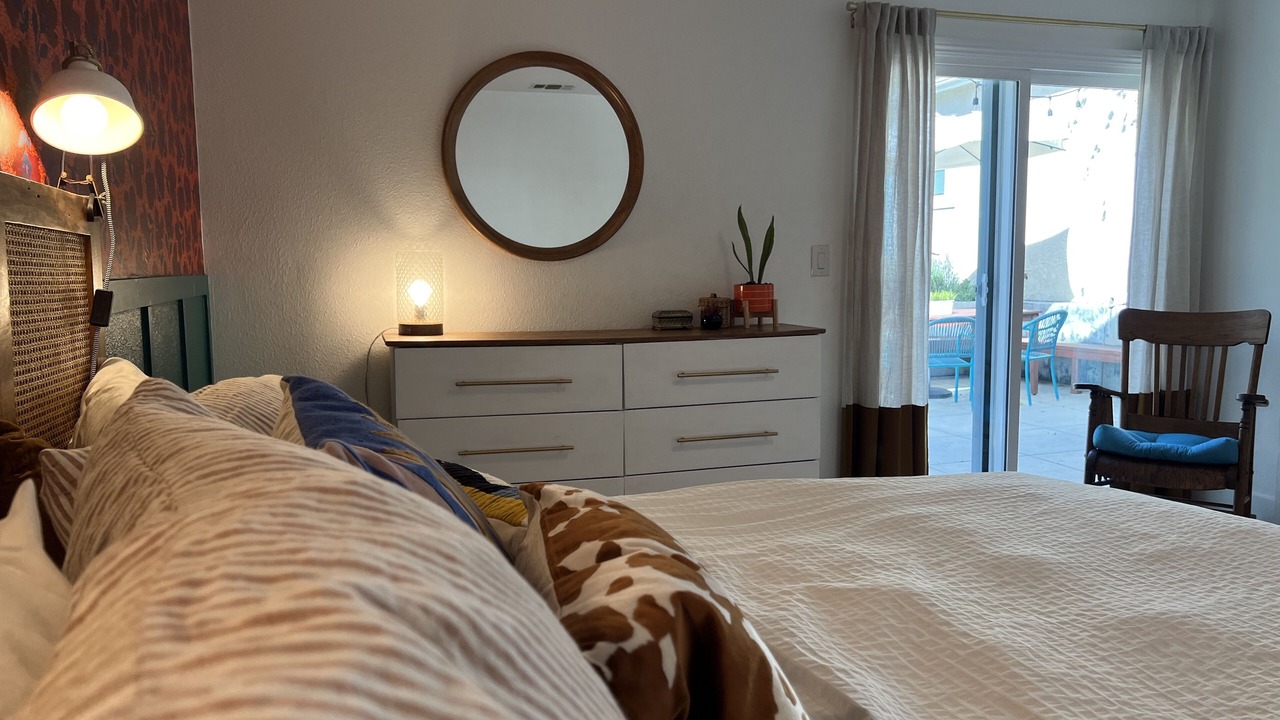 Photo of Bedroom in Altadena