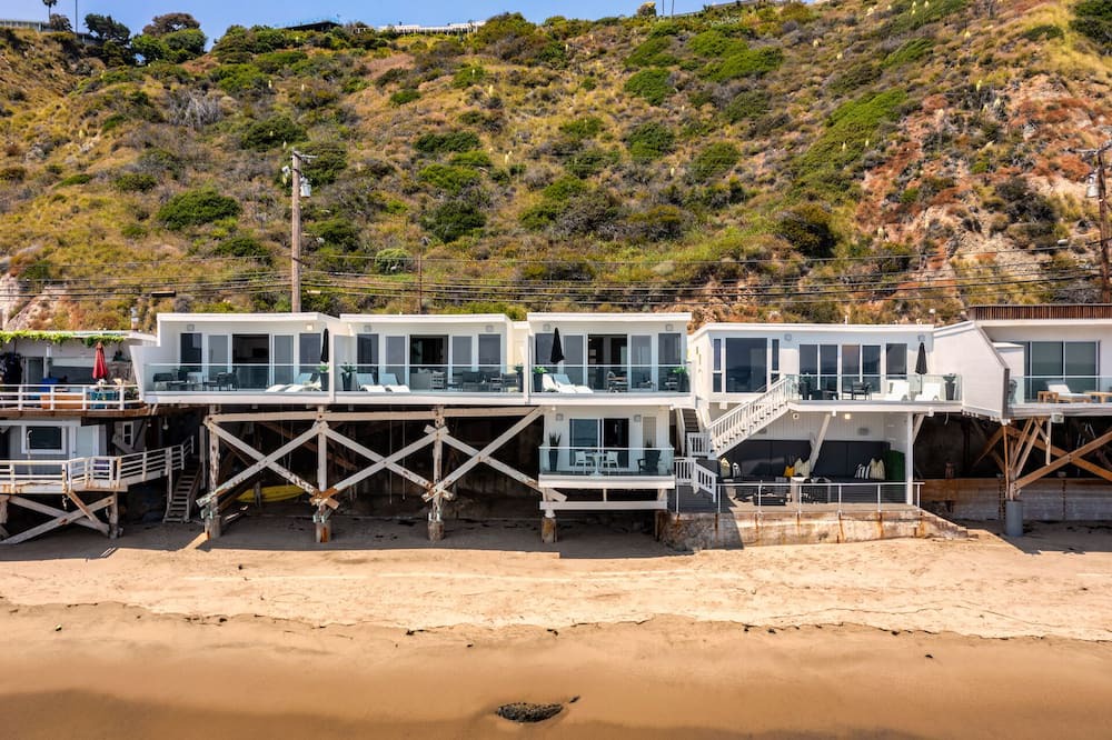 Photo of Outdoor in Eastern Malibu