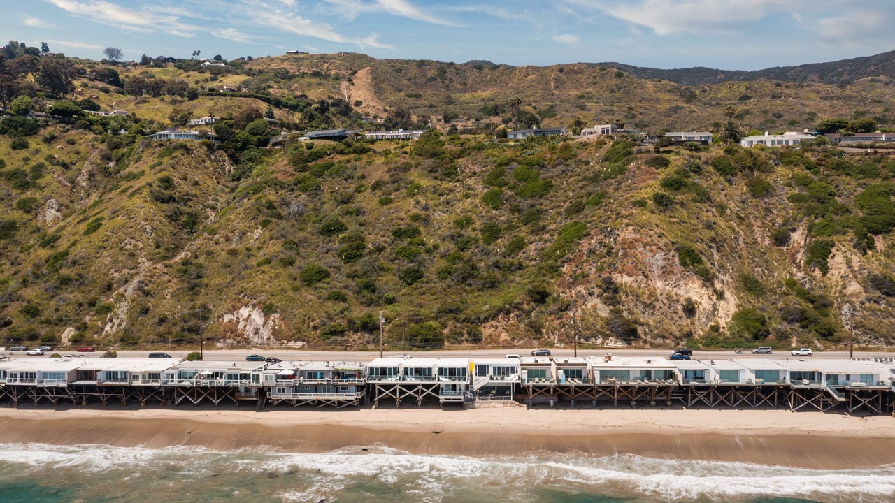 Photo of Others in Eastern Malibu