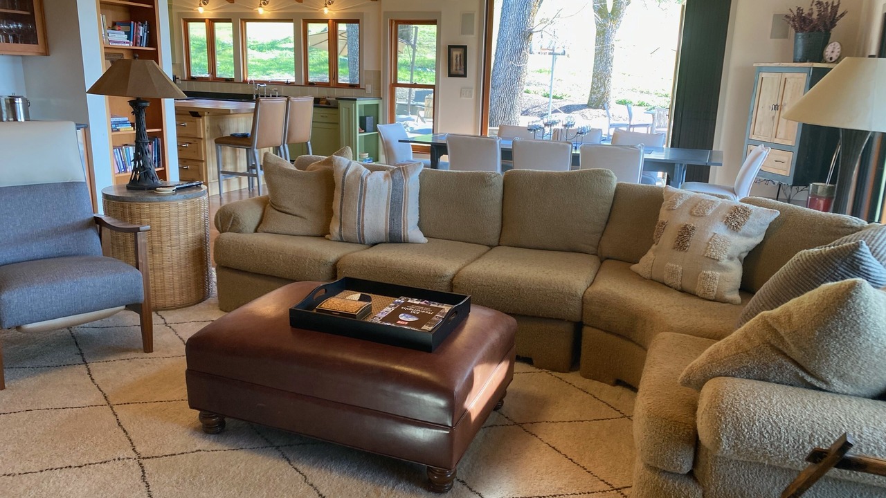 Photo of Livingroom in Geyserville
