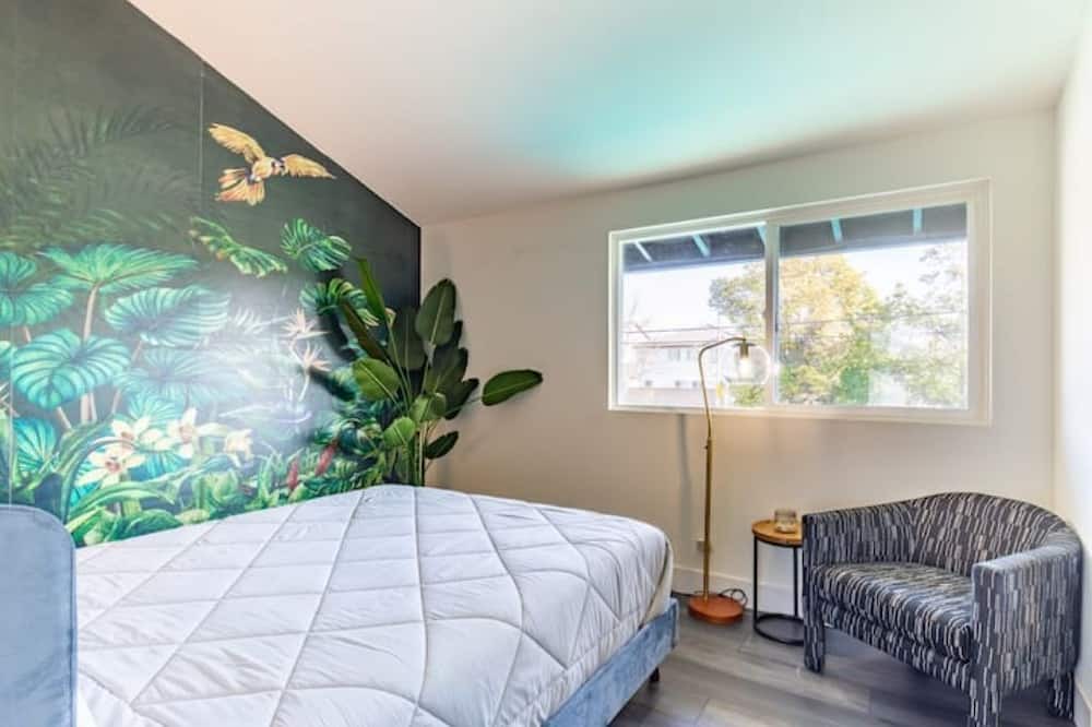 Photo of Bedroom in East Whittier