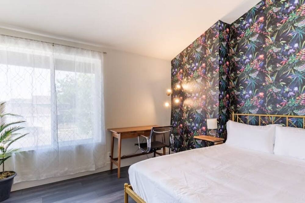 Photo of Bedroom in East Whittier