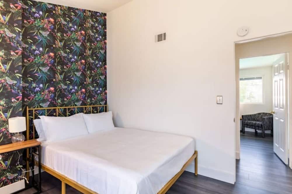 Photo of Bedroom in East Whittier