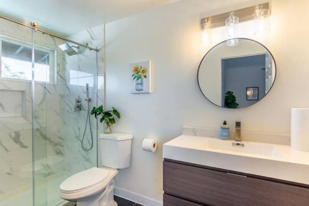 Photo of Bathroom in East Whittier