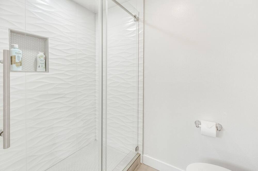 Photo of Bathroom in Torrance