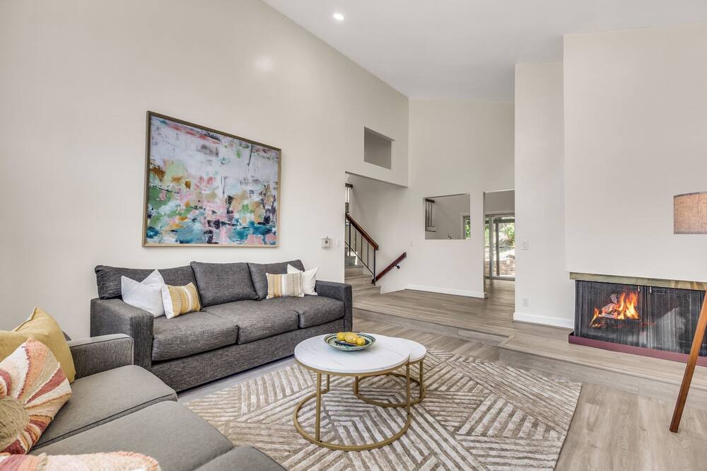 Photo of Livingroom in Torrance