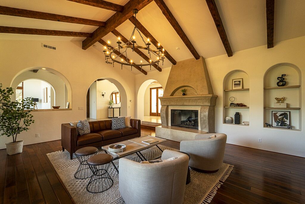 Photo of Livingroom in Monterey