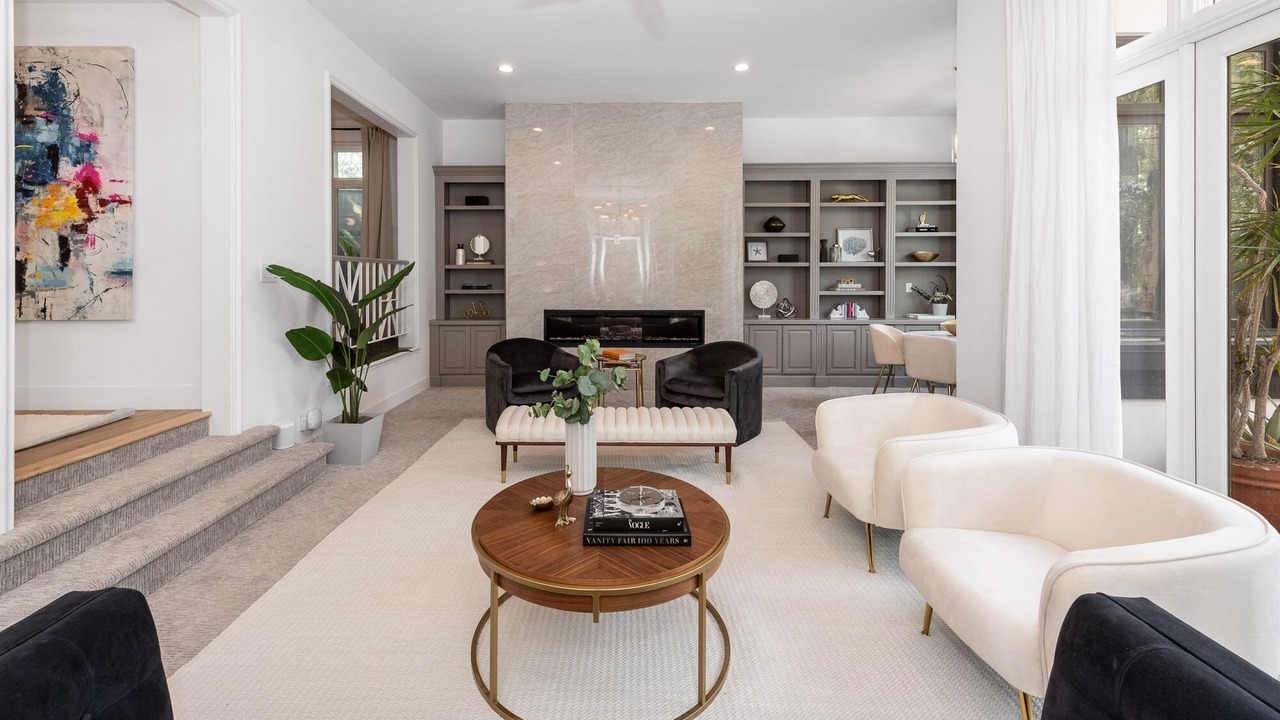 Photo of Livingroom in Silver Strand