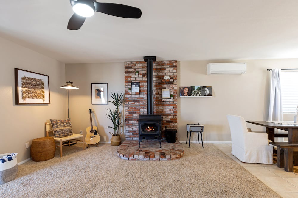 Photo of Livingroom in Indian Cove