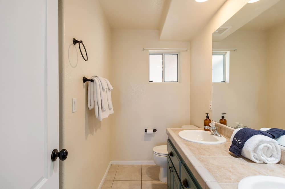 Photo of Bathroom in Indian Cove