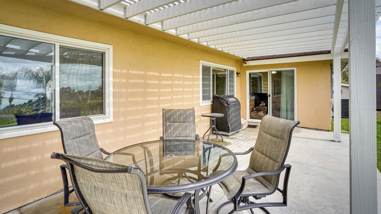Photo of Patio Balcony in North Tustin