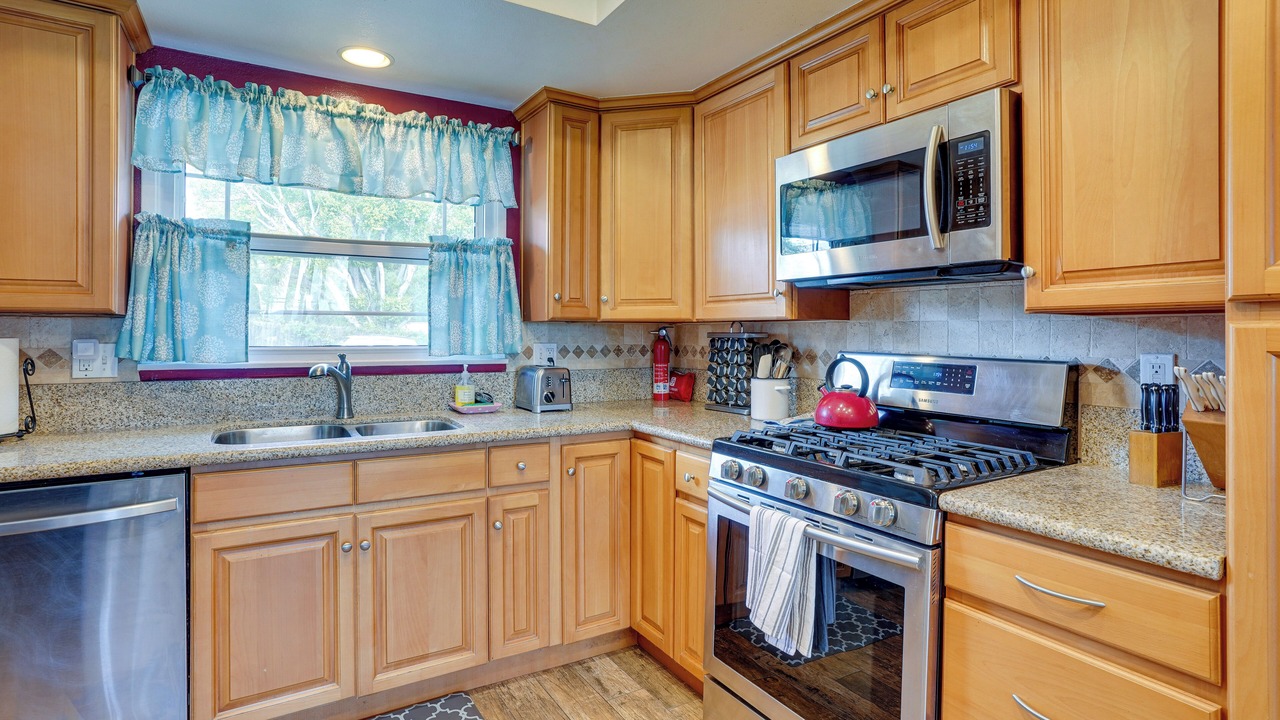 Photo of Kitchen in North Tustin