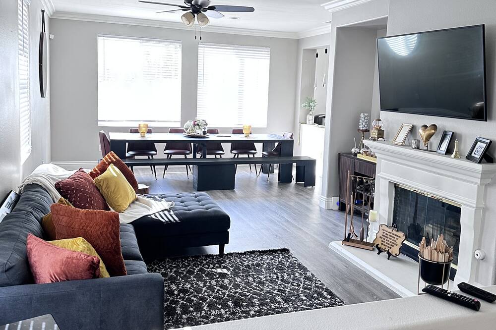 Photo of Livingroom in Yucaipa
