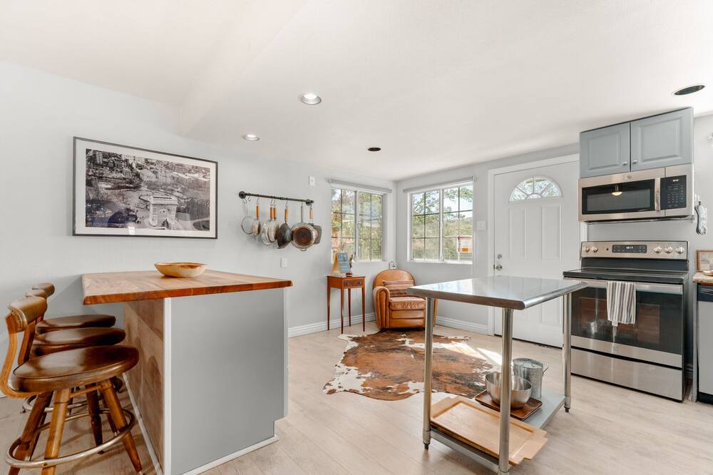 Photo of Kitchen in Morongo Valley