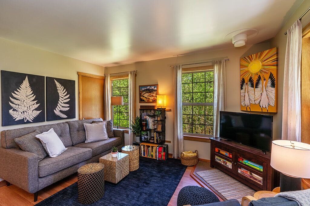 Photo of Livingroom in Pacific